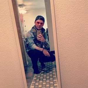 Meet your Posher, Bradley